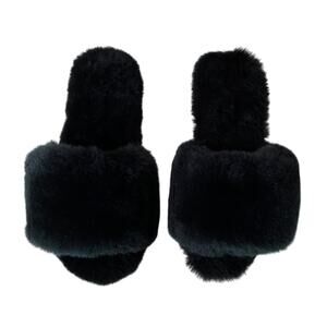 Casa Clara Sheepskin Slippers